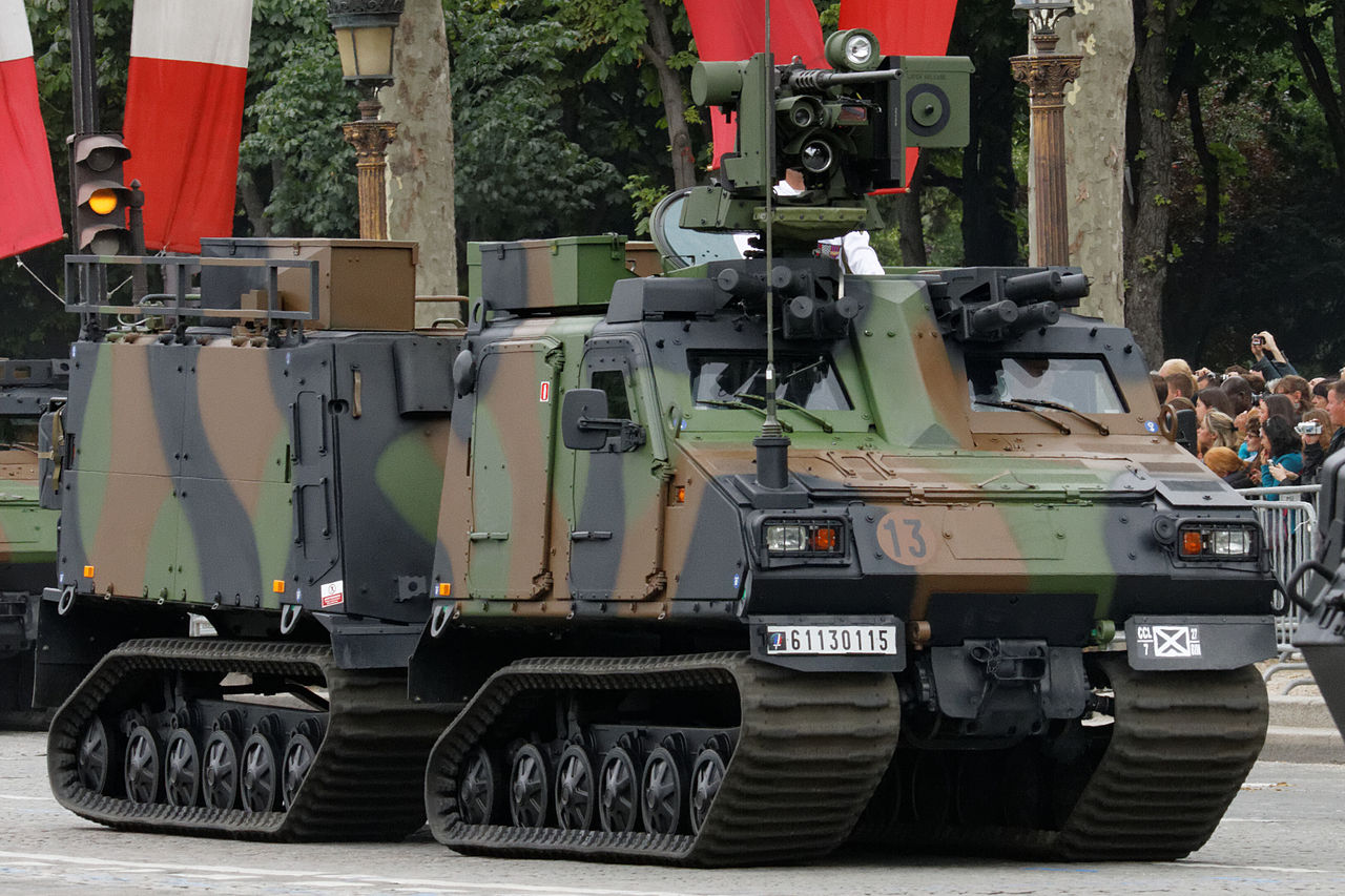 Bastille_Day_2014_Paris_-_Motorised_troops_030